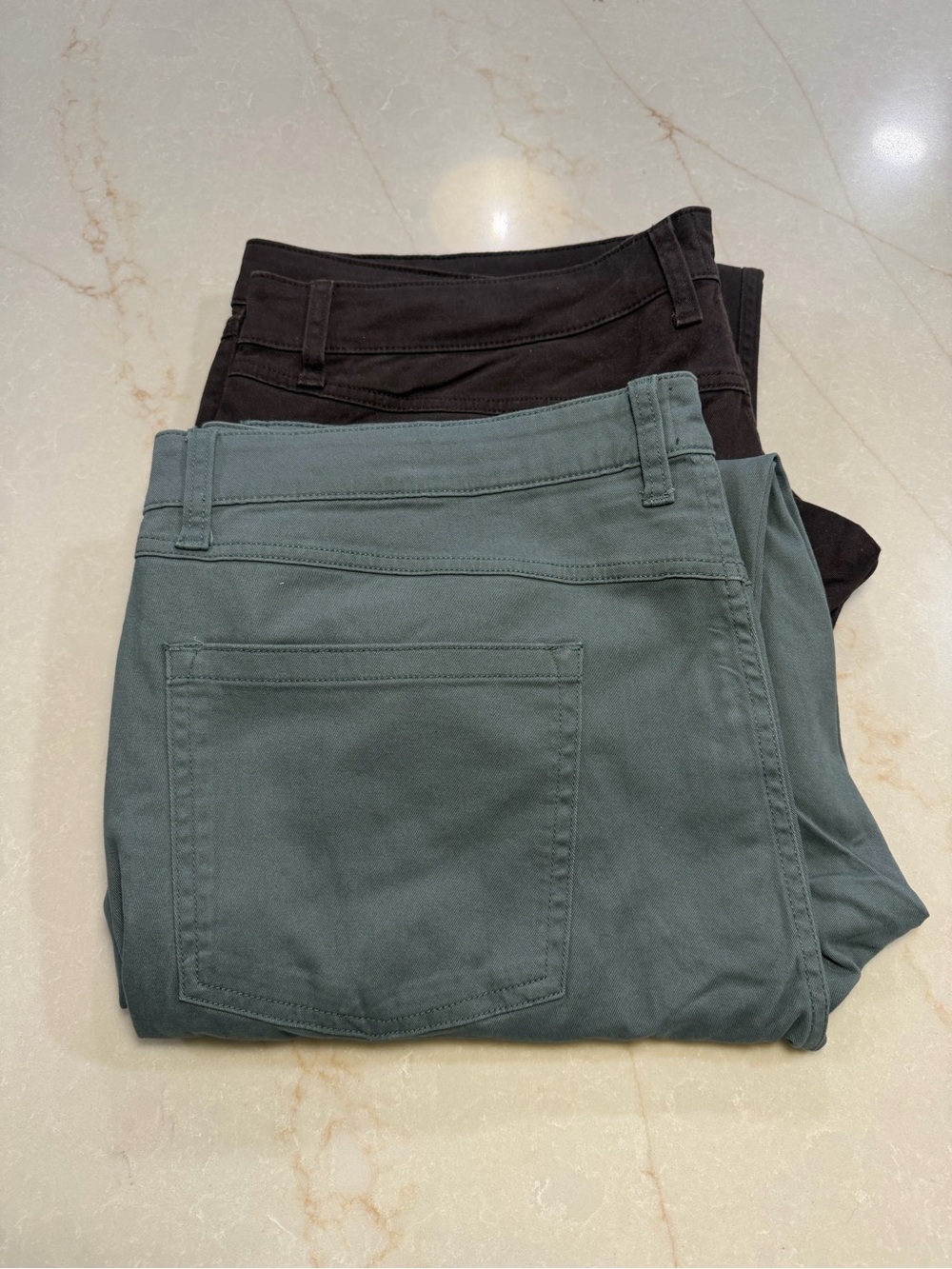 Lot of 2 Gap Men’s Chino Pants Brown / Blue Size 40x30